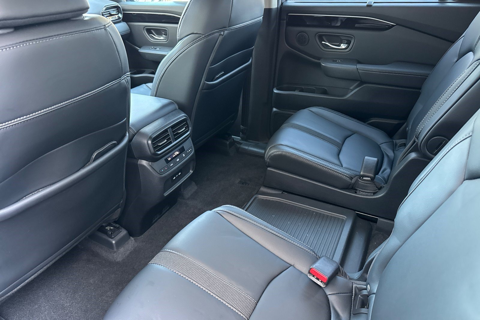 Certified 2024 Honda Pilot EX-L image 26
