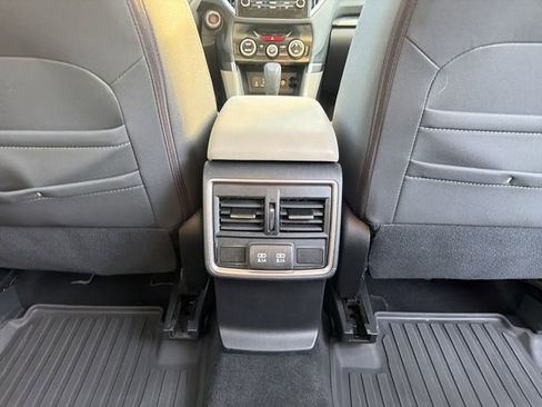 Used 2022 Subaru Forester Premium AWD/4WD image 19