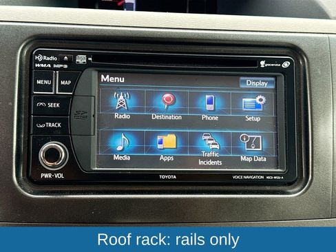 Used 2014 Toyota Sienna XLE image 17