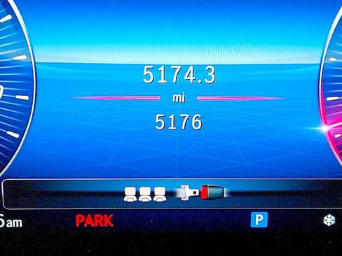 Used 2025 Mercedes-Benz GLE 350 4MATIC w/ Winter Package image 22