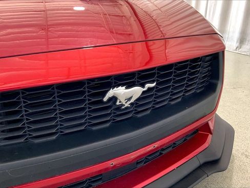 Used 2024 Ford Mustang Coupe RWD image 7