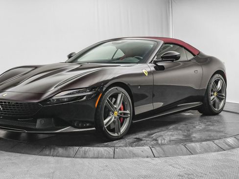 Used 2024 Ferrari Roma Spider image 62