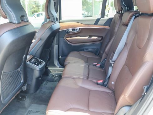 Used 2023 Volvo XC90 B6 Plus w/ Protection Package Premier AWD/4WD image 19