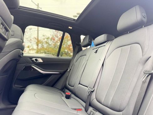 Used 2020 BMW X5 xDrive40i w/ Premium Package image 21