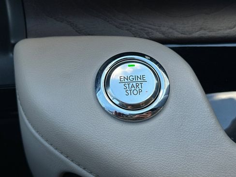 Certified 2023 Lincoln Aviator Reserve w/ Equipment Group 201A image 23