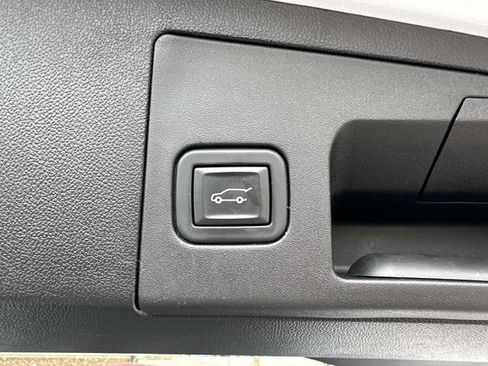 Certified 2023 Cadillac XT5 Premium Luxury w/ Technology Package AWD/4WD image 59