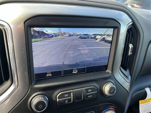 Certified 2021 Chevrolet Silverado 1500 RST image 21