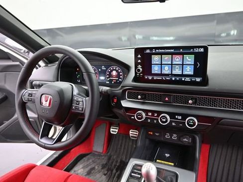 Used 2025 Honda Civic Type R image 17