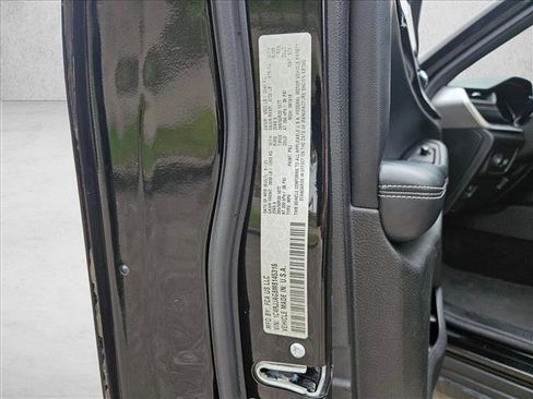 Used 2021 Jeep Grand Cherokee L Laredo RWD image 24