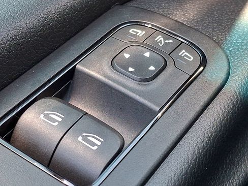 Used 2023 Mercedes-Benz Sprinter 2500 image 24