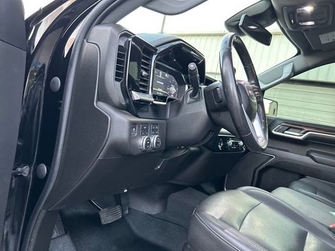 Used 2022 GMC Sierra 1500 SLT image 17