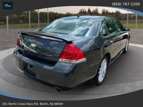 Used 2012 Chevrolet Impala LTZ FWD image 5