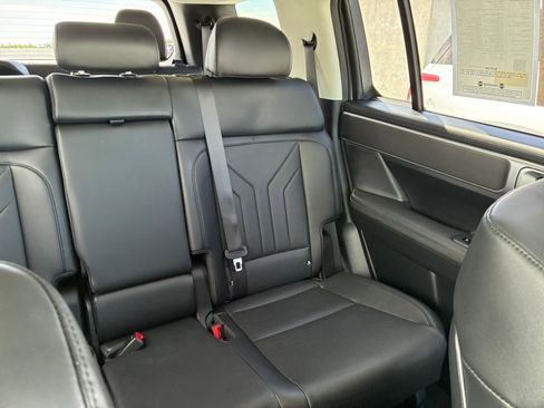 Used 2025 Hyundai Santa Fe SEL AWD/4WD image 41