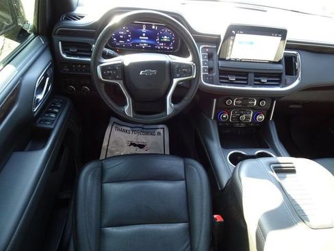 Used 2022 Chevrolet Tahoe Z71 w/ Luxury Package image 13