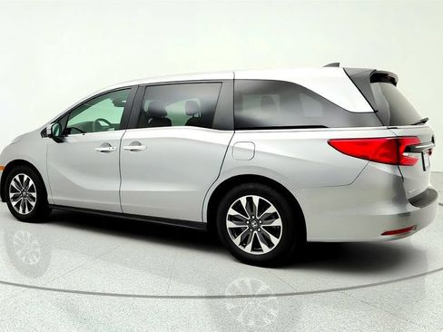 Used 2023 Honda Odyssey EX-L image 7