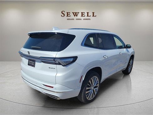 New 2026 Buick Enclave Avenir w/ Super Cruise Package image 5