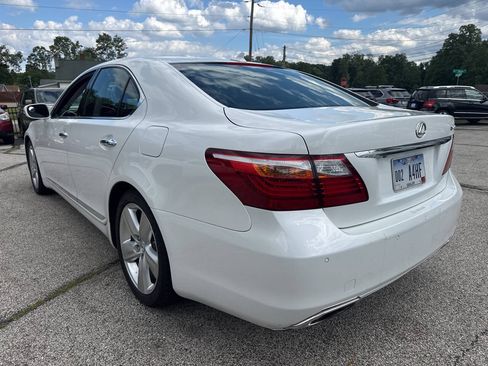 Used 2011 Lexus LS 460 w/ Luxury Value Edition RWD image 25
