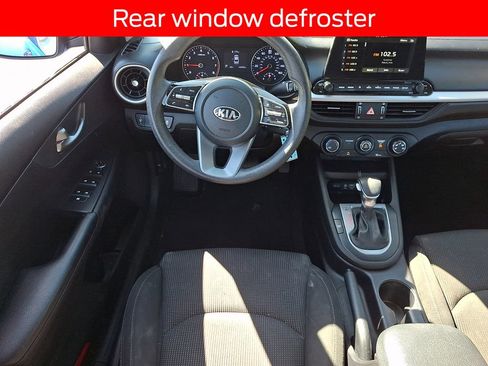 Used 2020 Kia Forte LXS FWD image 11