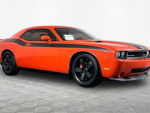 Used 2010 Dodge Challenger SRT8 w/ SRT Option Group II RWD image 3