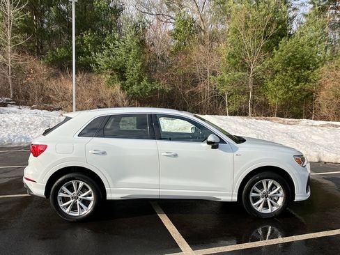 Used 2024 Audi Q3 2.0T Premium Plus w/ Premium Plus Package image 6