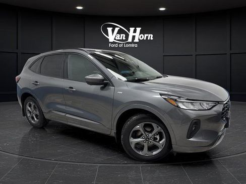 Used 2023 Ford Escape ST-Line Select image 39