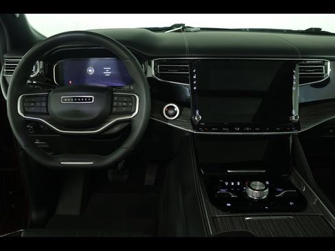 Used 2022 Jeep Wagoneer Series III w/ Premium Group I image 17