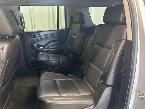 Used 2016 GMC Yukon XL SLT w/ Open Road Package AWD/4WD image 20