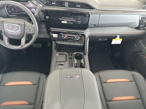 New 2026 GMC Sierra 2500 AT4 w/ AT4 Premium Plus Package AWD/4WD image 18