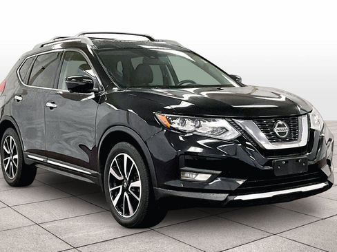 Used 2020 Nissan Rogue SL w/ Premium Package image 2