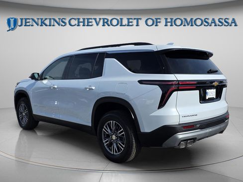 New 2026 Chevrolet Traverse LT w/ Driver Confidence Package image 5