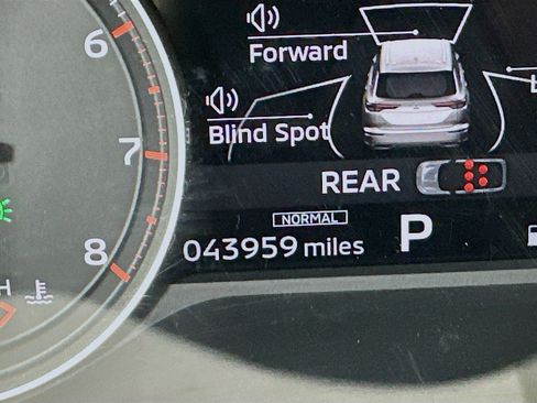 Used 2024 Mitsubishi Outlander SE image 18