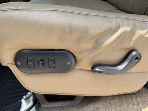 Used 1997 Dodge Ram 3500 Truck 2WD Club Cab image 5