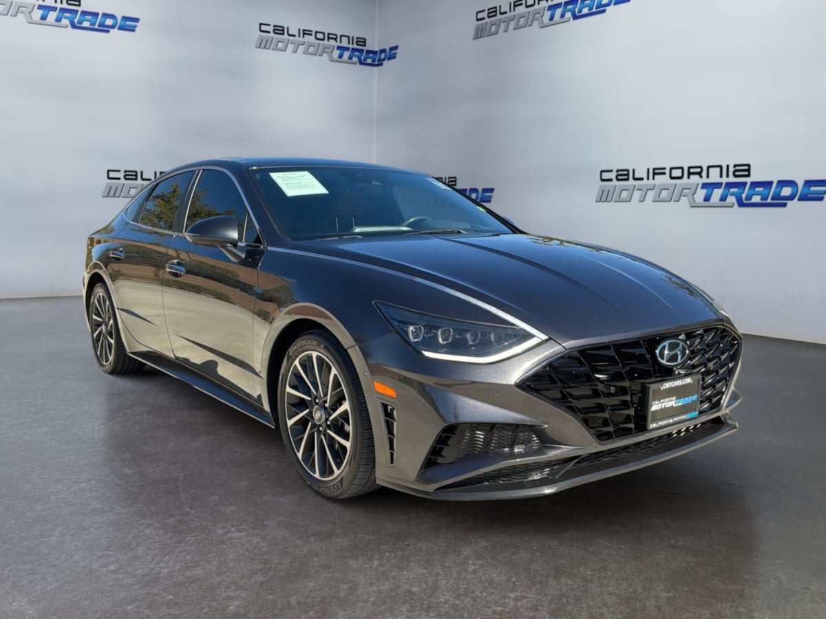 Used 2020 Hyundai Sonata Limited FWD image 3
