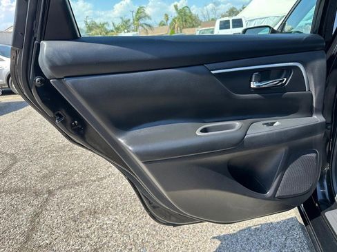 Used 2017 Nissan Altima 2.5 SR image 31
