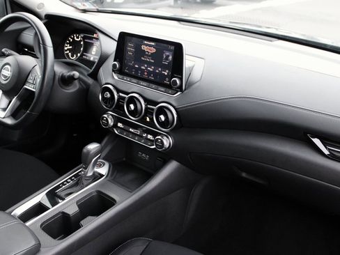 Certified 2020 Nissan Sentra SV image 27