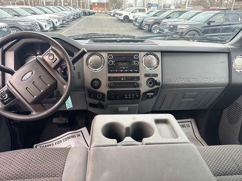 Used 2016 Ford F250 XLT w/ Advanced Security Group image 14