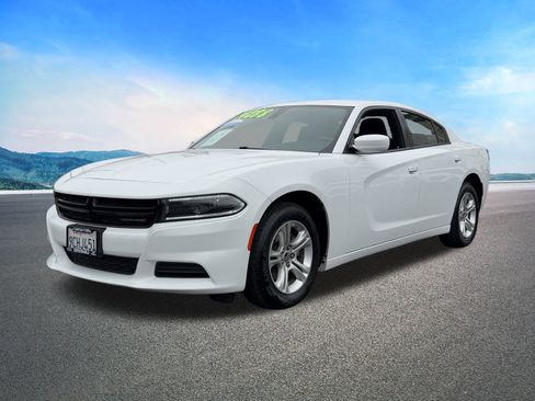 Certified 2022 Dodge Charger SXT image 5