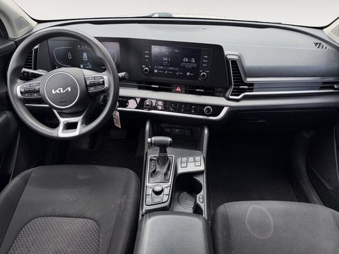 Used 2023 Kia Sportage LX FWD image 11
