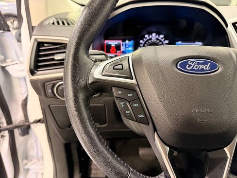 Used 2024 Ford Edge SEL AWD/4WD image 13