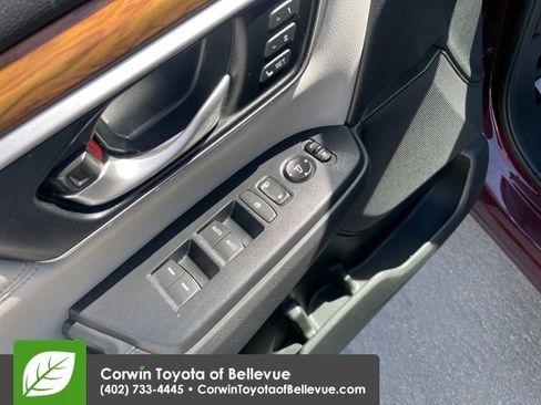 Used 2018 Honda CR-V Touring image 19