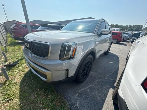 Certified 2023 Kia Telluride EX X-Line AWD/4WD image 2