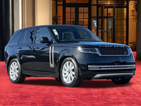 New 2026 Land Rover Range Rover SE image 8