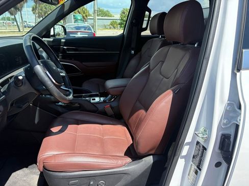 Used 2024 Kia Telluride SX FWD image 9