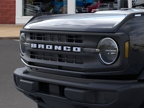 New 2025 Ford Bronco Base image 19