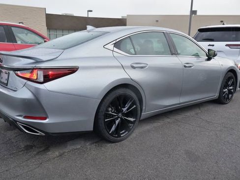 Used 2022 Lexus ES 350 F Sport image 3