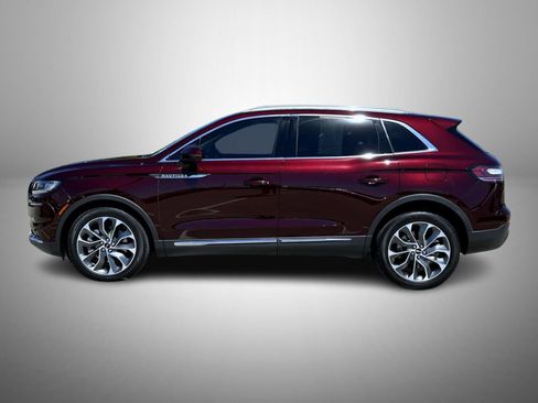Used 2023 Lincoln Nautilus Reserve w/ Cargo Utility Package AWD/4WD image 8
