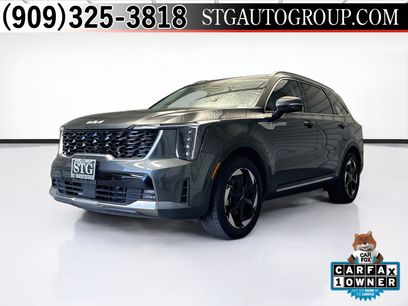 Used 2025 Kia Sorento EX