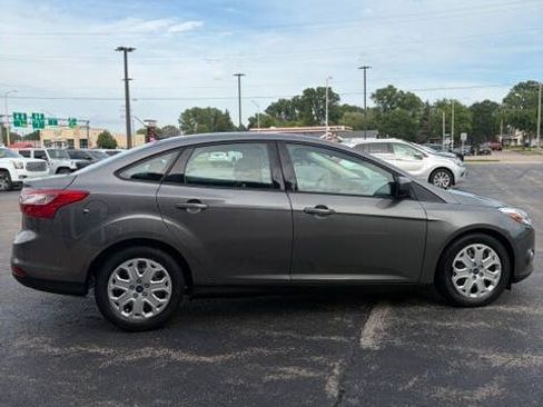 Used 2012 Ford Focus SE FWD image 6