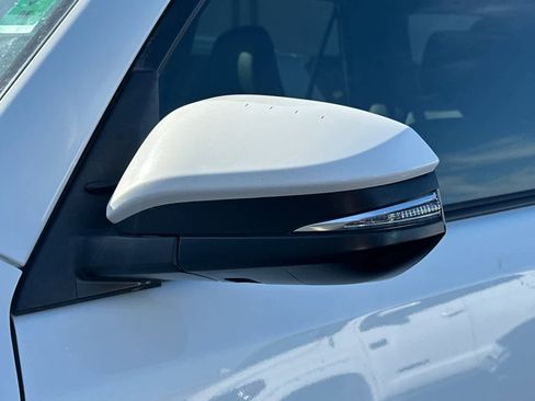 Used 2019 Toyota 4Runner SR5 Premium AWD/4WD image 21