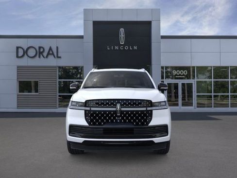 New 2025 Lincoln Navigator Black Label image 6